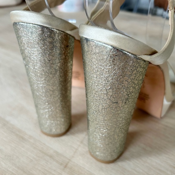 Imagine Vince Camuto Mika Platform Sandal in Gold Metallic - Picture 12 of 12